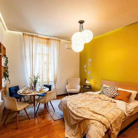 Apartment Grand Gallery Old Town Renovated Belgrade
