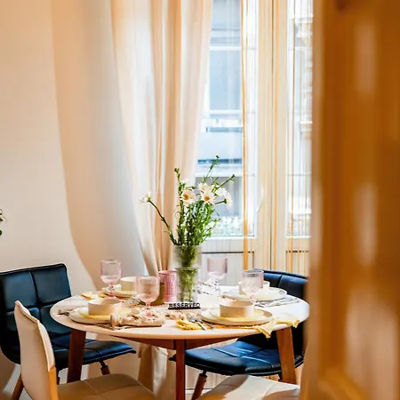 Apartment Grand Gallery Old Town Renovated